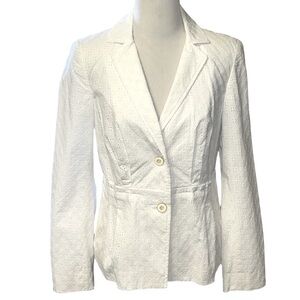 donCaster white eyelet fully lined jacket with zipper pockets at the sides, new